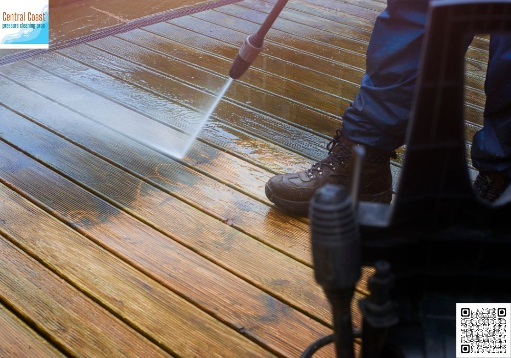 Are there regular gutter cleaning services in Woy Woy?